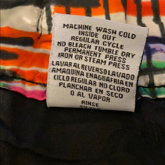 NWT Very Dark Classy Denim Capri Pants - Picture 9 of 10